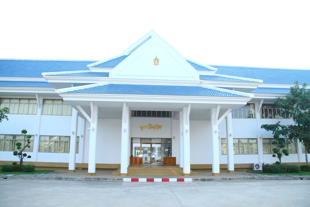 อาคารหลวงพ่อคูณ